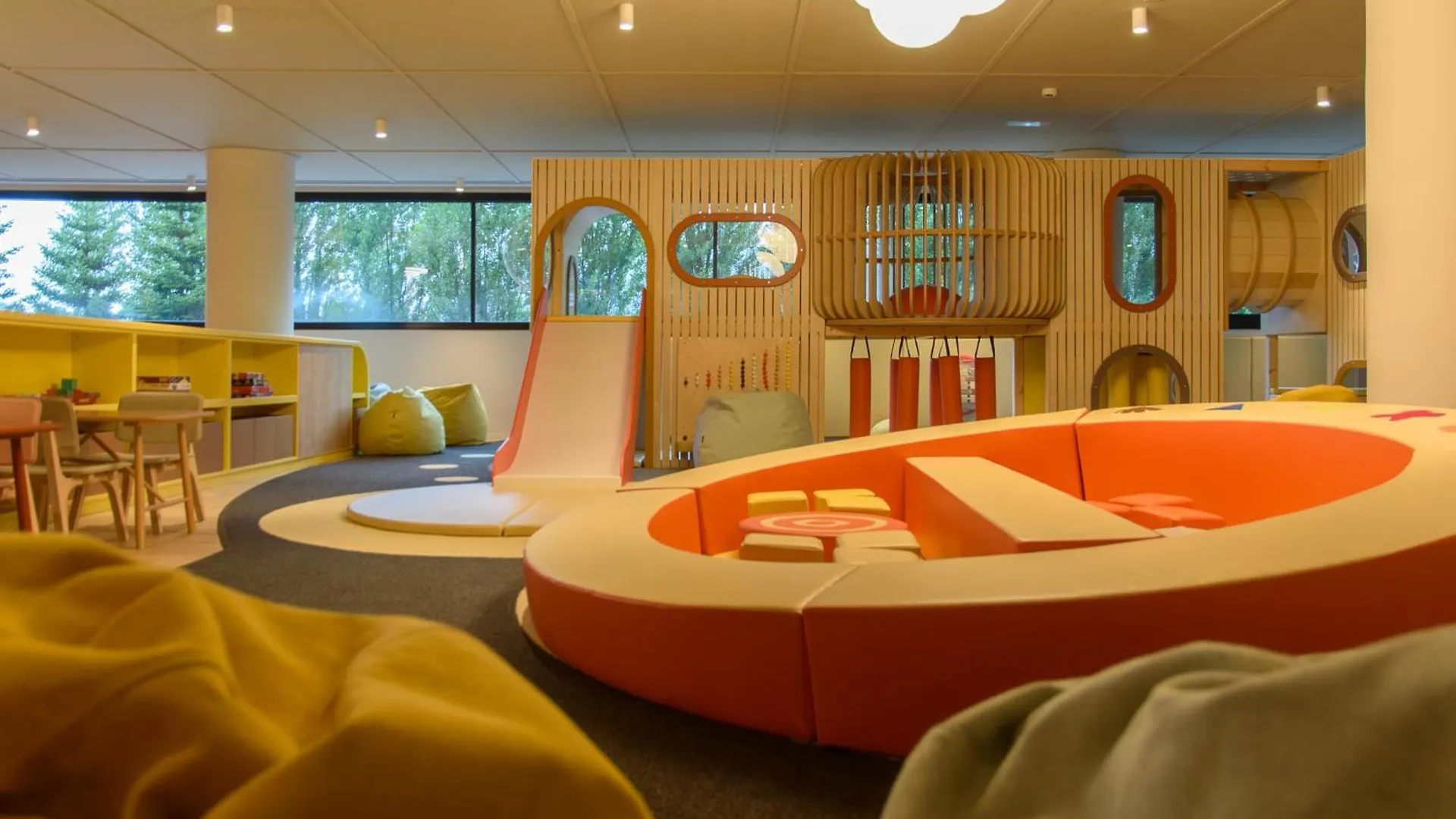 Park Piolets Mountainhotel & Spa Soldeu 5*,